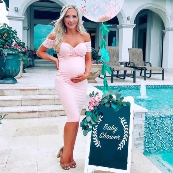 Blush Pink Sweetheart Maternity Dress - Picture 1 of 4
